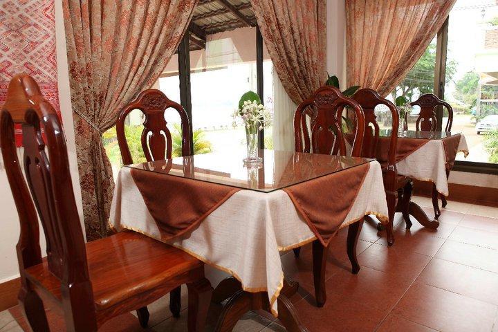 Nalinthone Guesthouse Ban Nongdouang Exterior foto